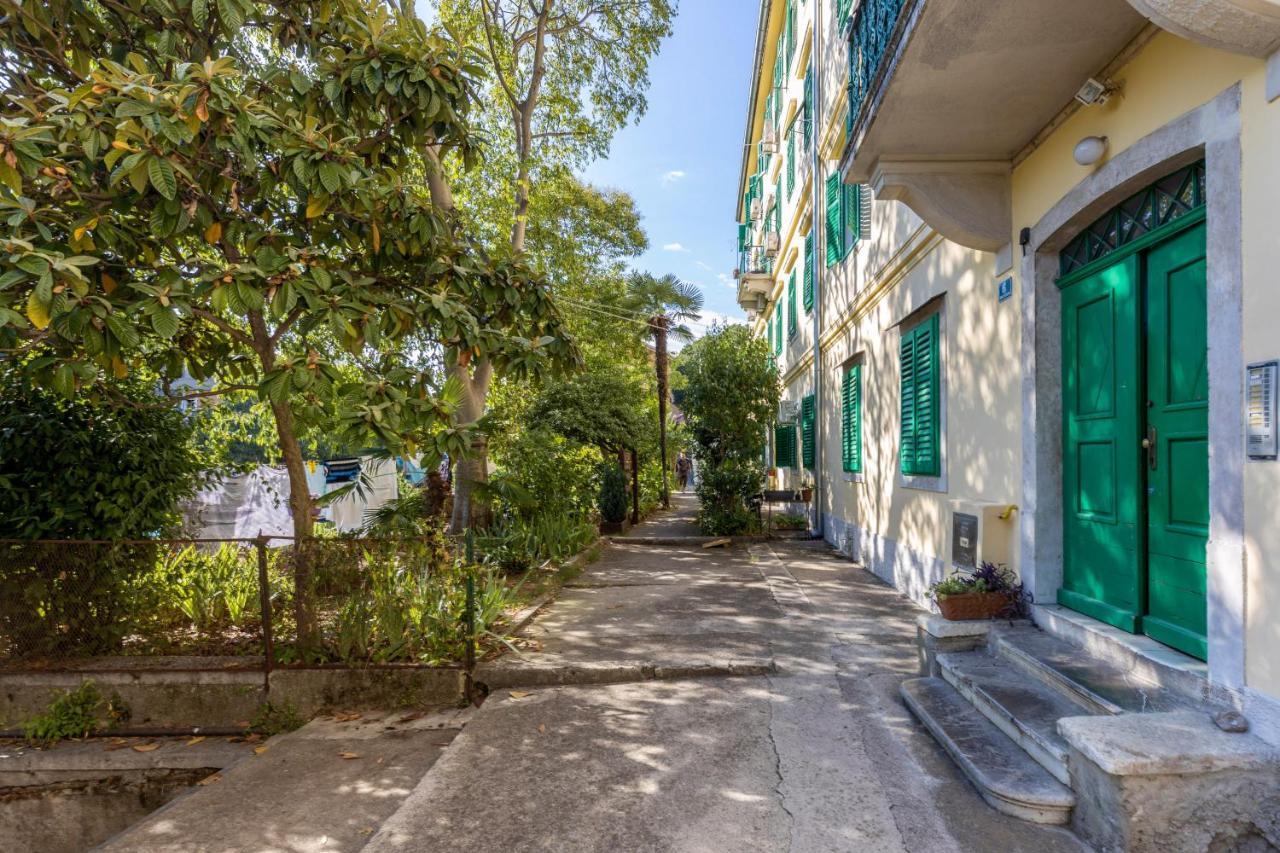 Naval Studio With Garden Rijeka Exterior photo